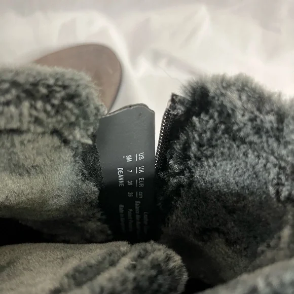 Naturalizer Deanne boots- size 9 - Picture 4 of 7